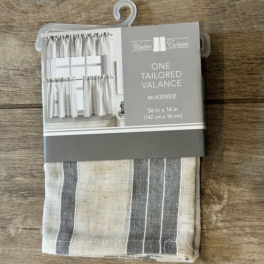 Brand New Valance curtains! Lot of 4 panels 56in x14 in